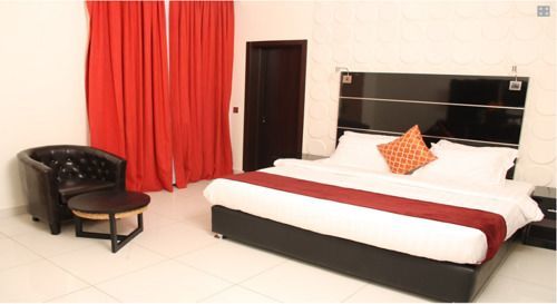 Posh And Victoria Island 3* Лагос