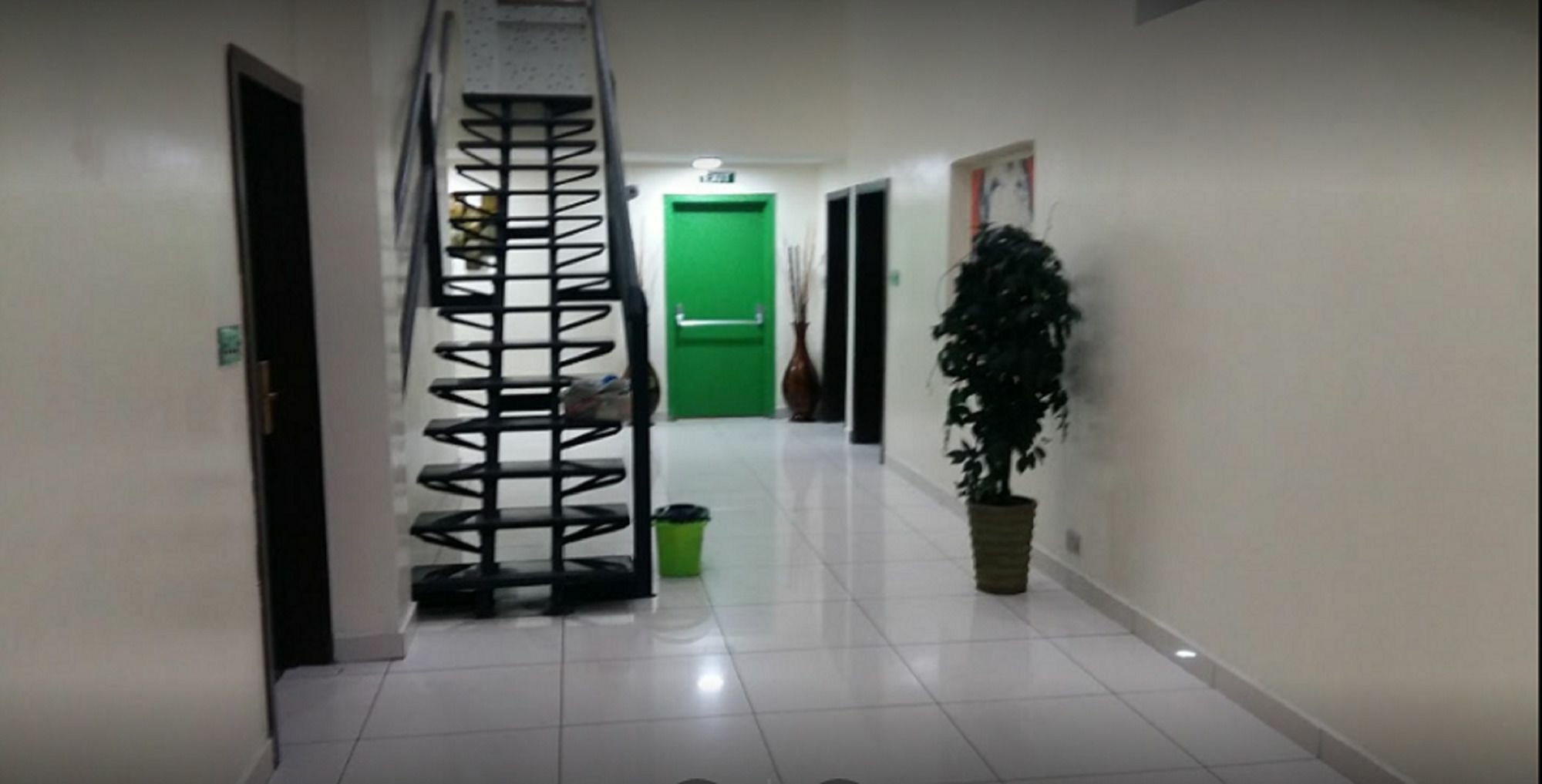Posh And Victoria Island