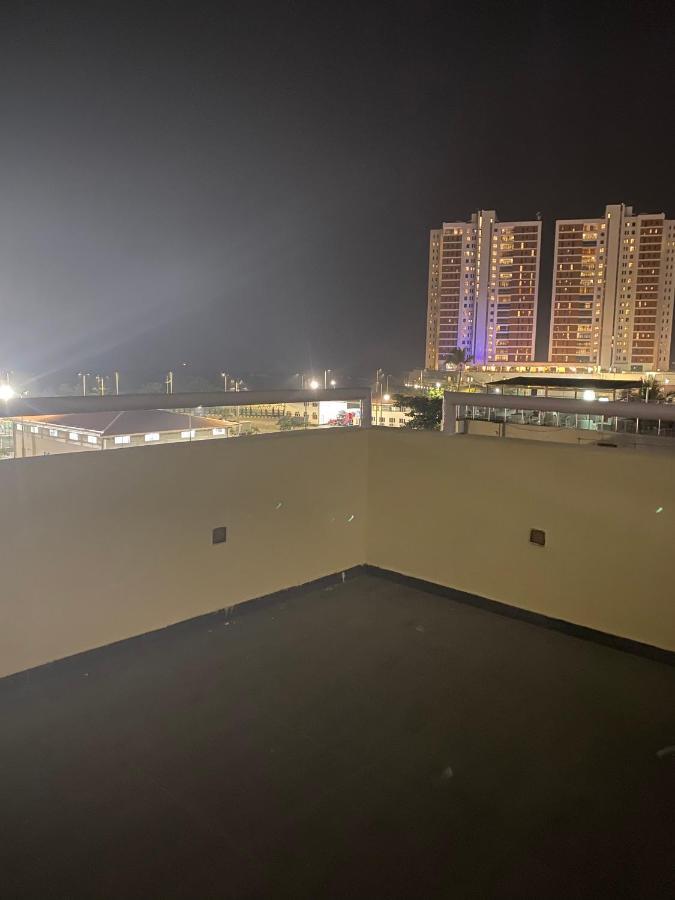 Отель Posh And Victoria Island Лагос